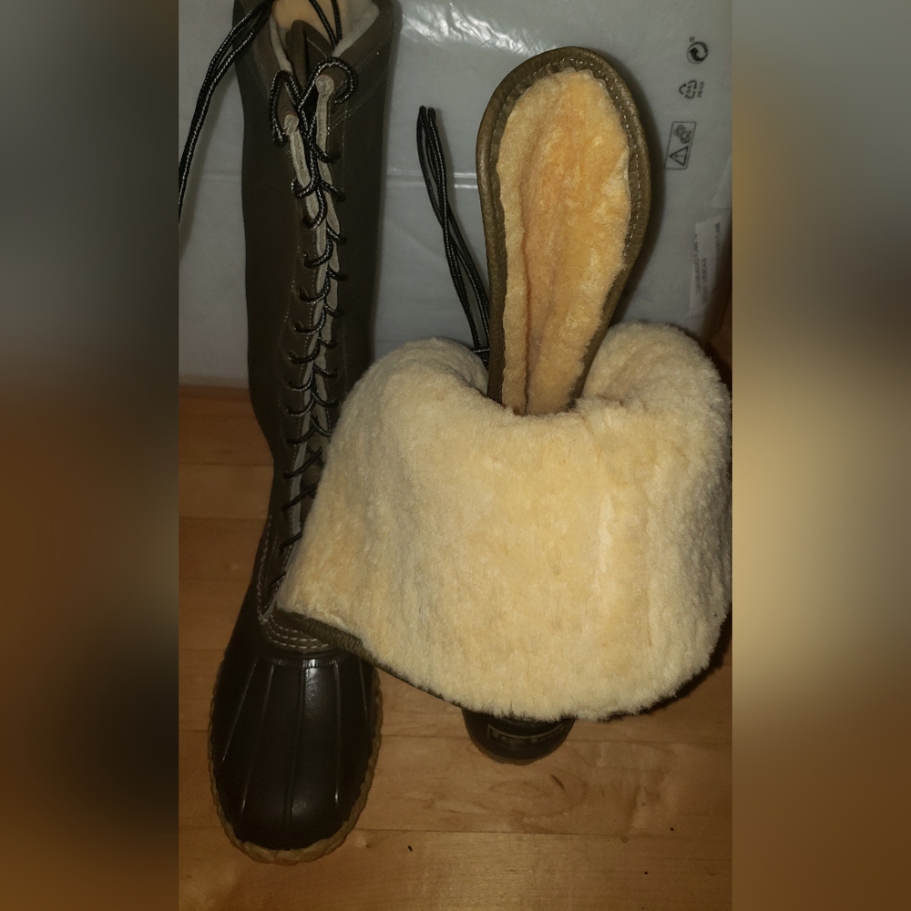 L.L. Bean knee high thick sheepskin lined to toe olive green leather brown boot